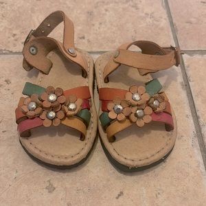 Girls Sandals size 3 gentle use